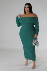 green Plus Size Long Sleeve Off Shoulder Maxi Dress
